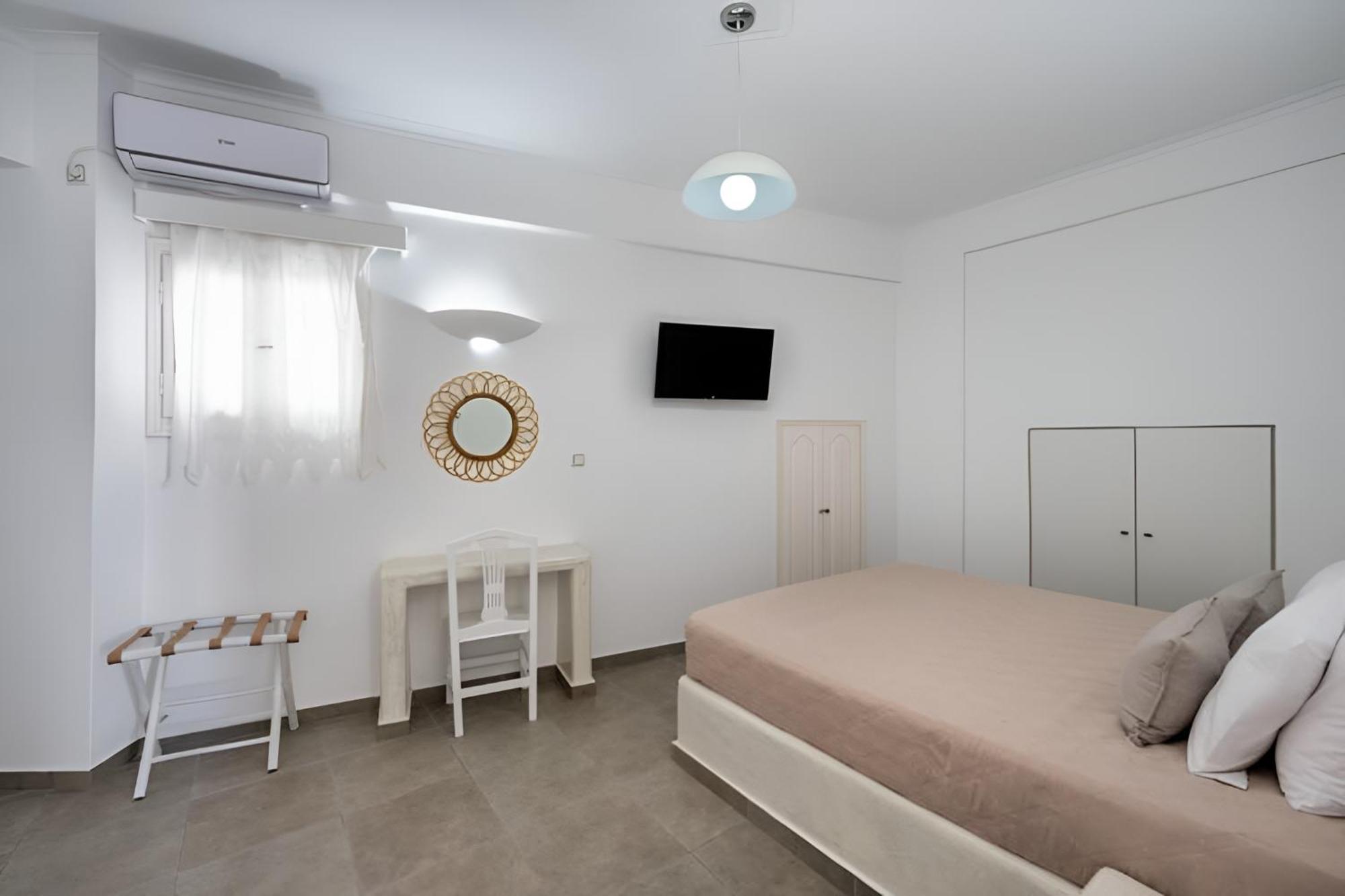Vinas Place City Center Fira  Bagian luar foto
