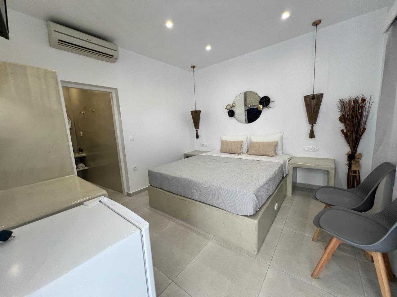 Vinas Place City Center Fira  Bagian luar foto